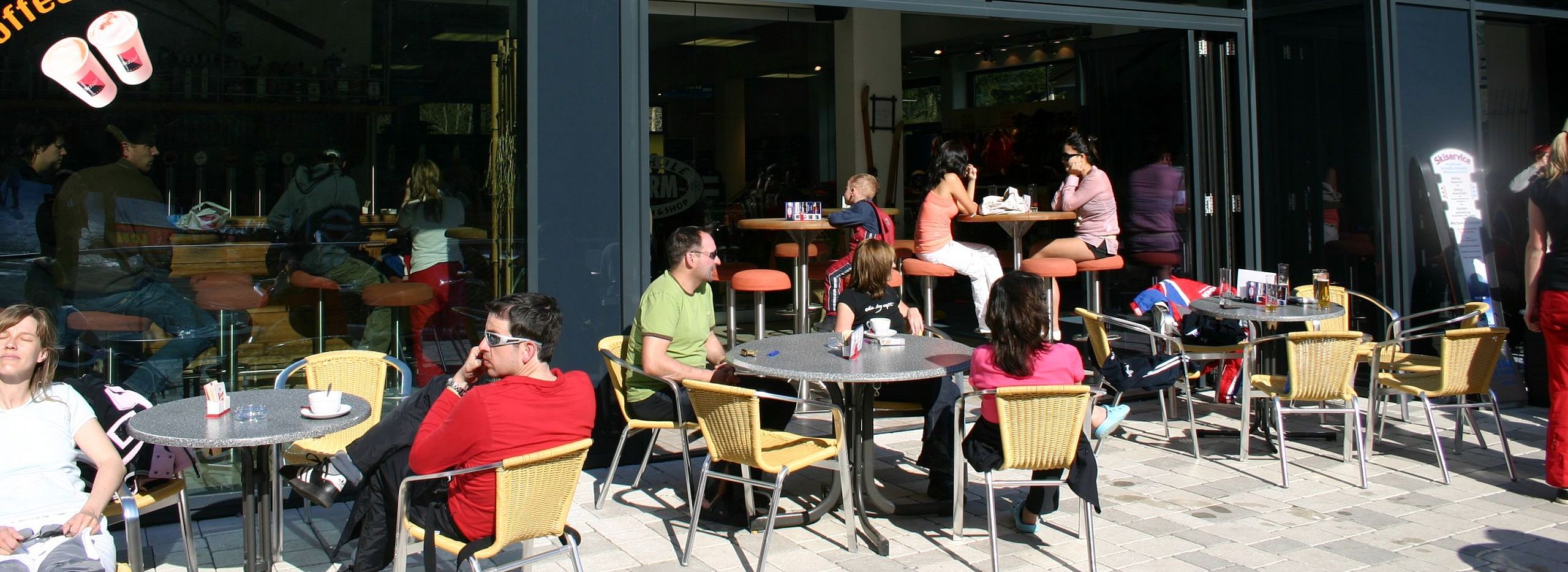 cafe und bar bobos lofer restaurant essen gehen