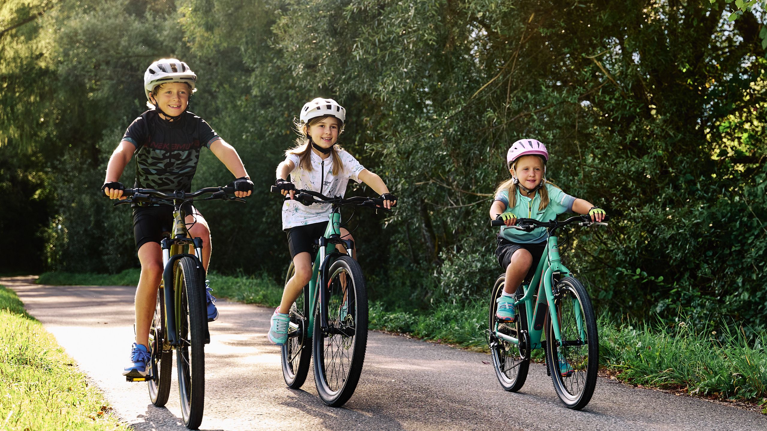 Intersport Sturm_Fahrradverleih_Kinder Urlaub Salzburg_SS-26_ISA_471